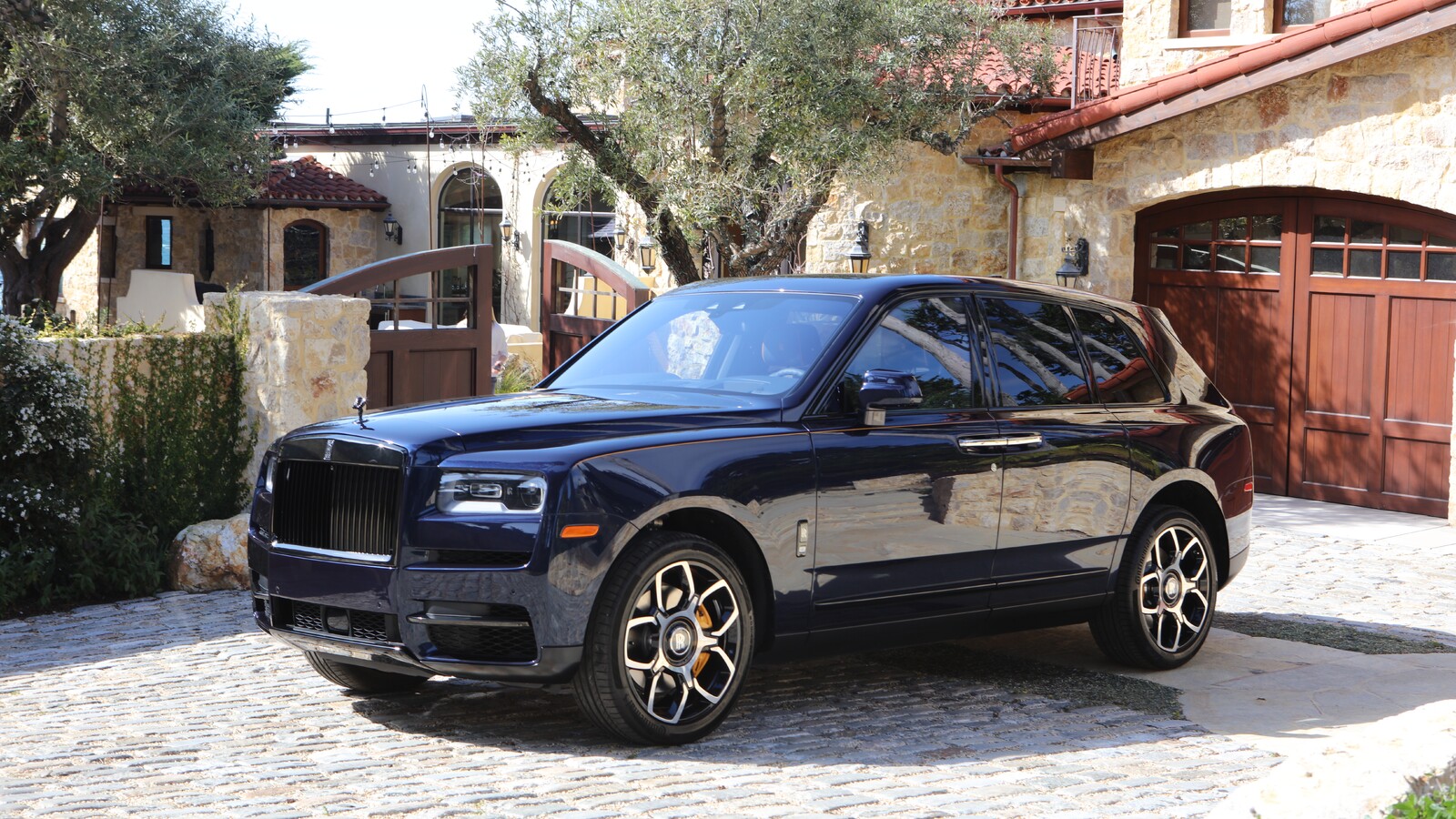 2021 Rolls Royce Cullinan Black Badge 9356